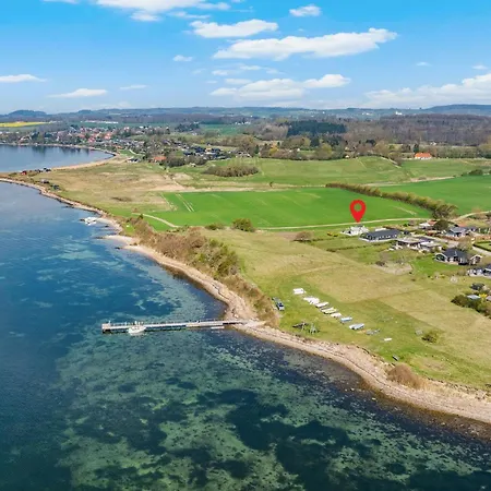 別荘 3 Bedroom Beautiful In フ ァボルグ