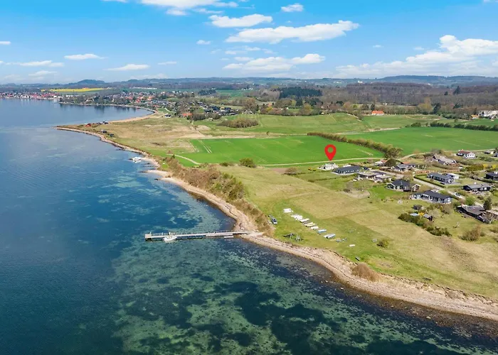 別荘 3 Bedroom Beautiful In フ ァボルグ