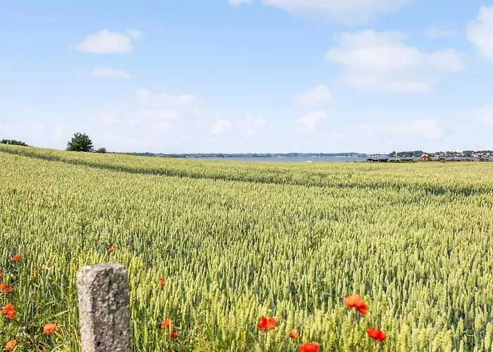 3 Bedroom Beautiful In * フ ァボルグ